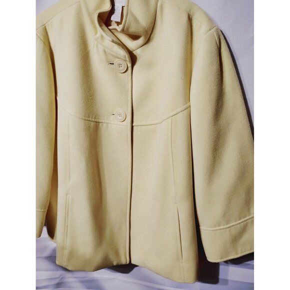Chico's 2 (lg.) buttery yellow cape jacket polyester rayon lined, dressy, office - Picture 2 of 9